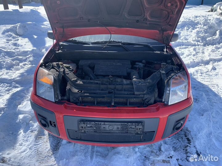 В разборе Ford Fusion 1.4 л МКПП