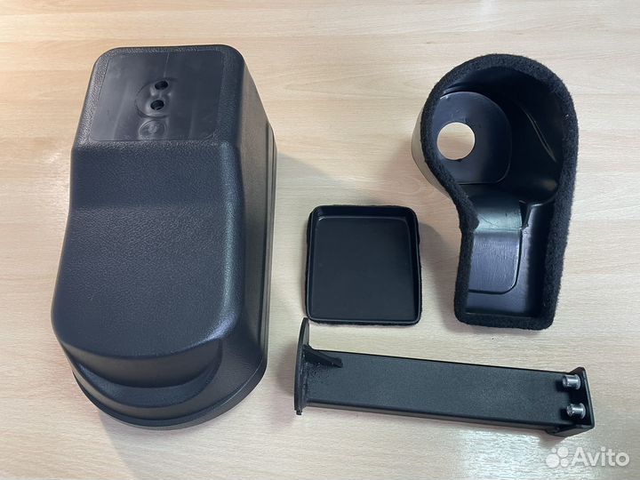 Подлокотник 