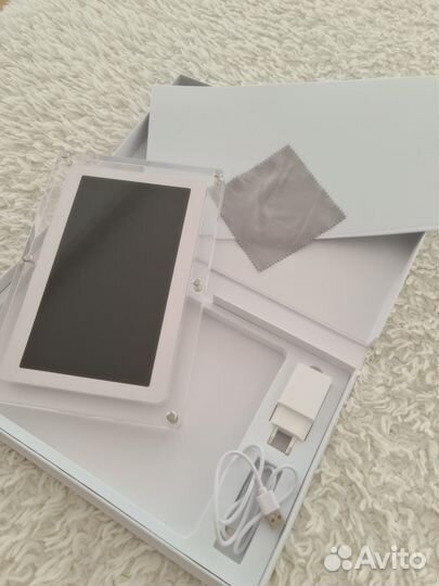 Совершенно новая цифровая акриловая фоторамка