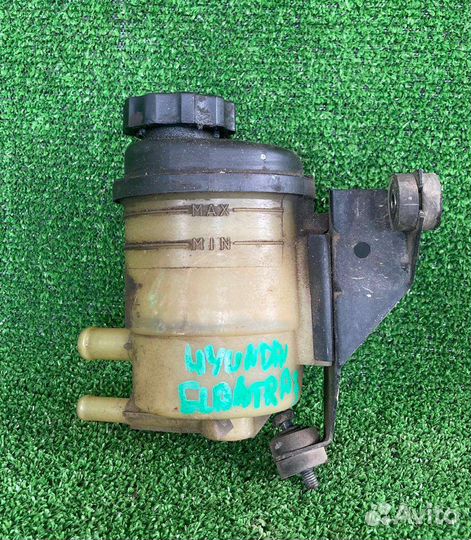 Бачок гур Hyundai Elantra 3