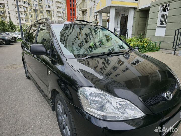 Toyota Ipsum 2.4 AT, 2003, 300 000 км