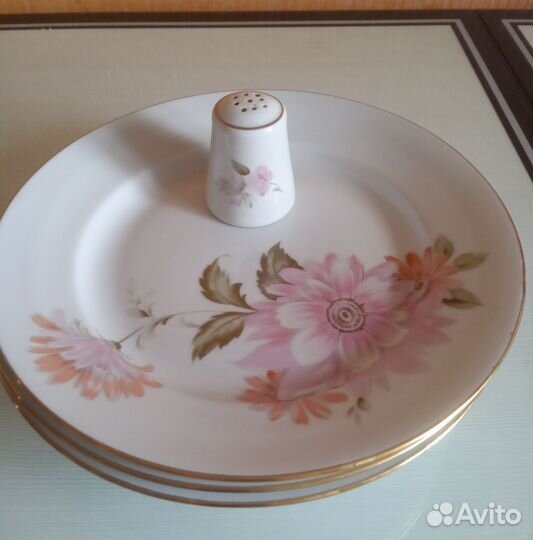 Тарелки+перечница от сервиза хризантемы, СССР