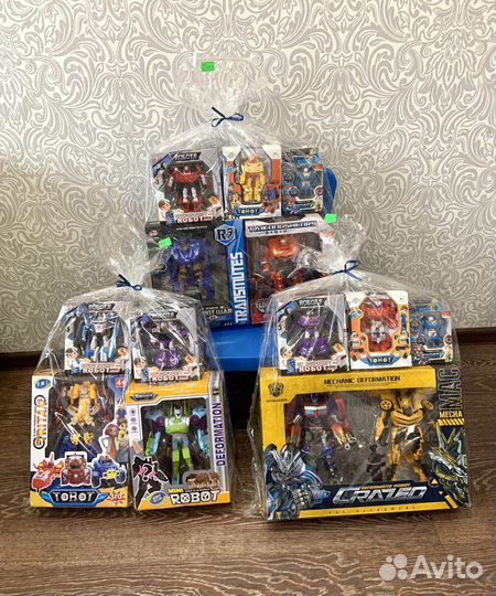 Огромный набор тоботов