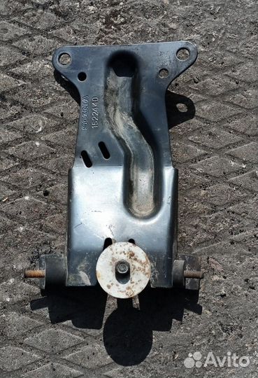 Кронштейн крепления перекидки \scania