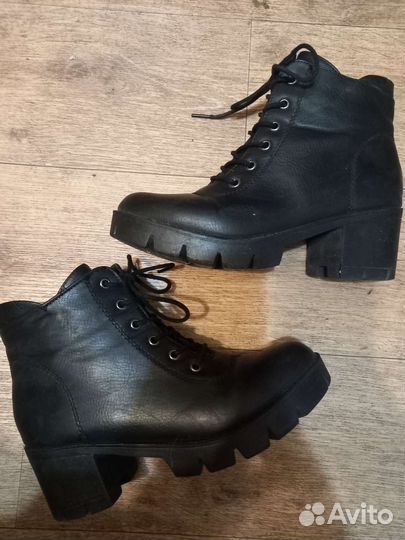 Ботинки женские 39 размер