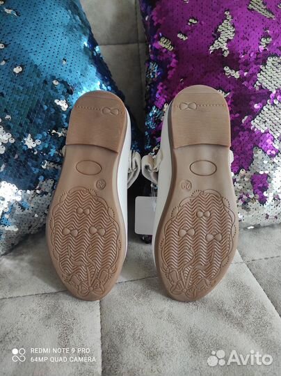 Туфли белые для девочки 28 - 29