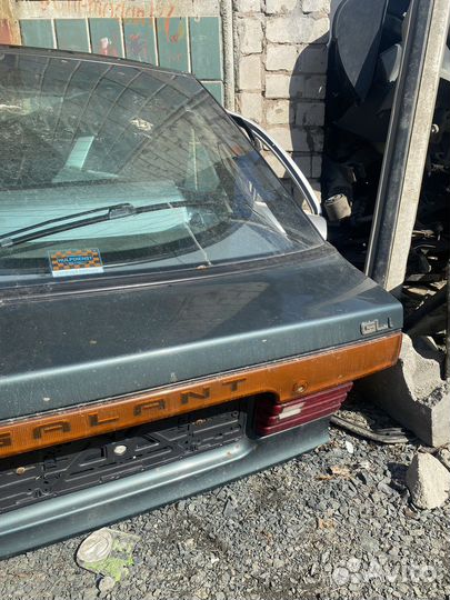 Крышка дверь багажника mitsubishi galant 6
