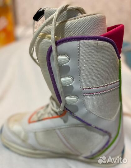 Комплект сноуборд(женский),крепления, ботинки, чех