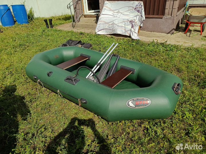 Надувная лодка пвх Юрок 2П
