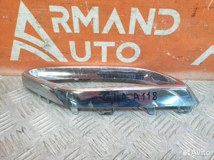 Окантовка выхлопной трубы правая Mercedes