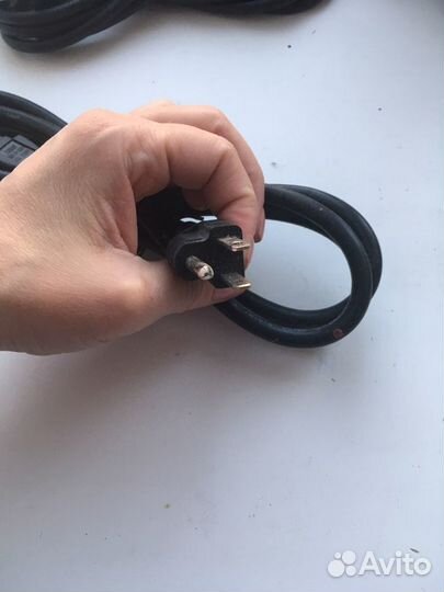 Сетевой кабель