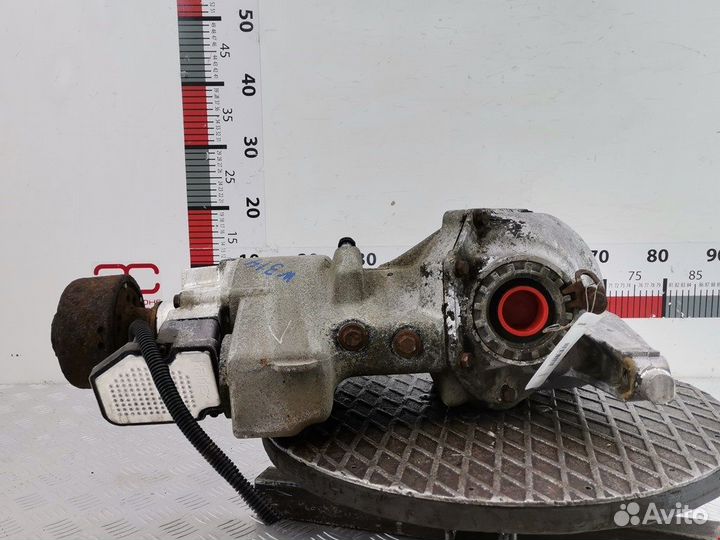 Редуктор для Volvo XC90 1 30686160