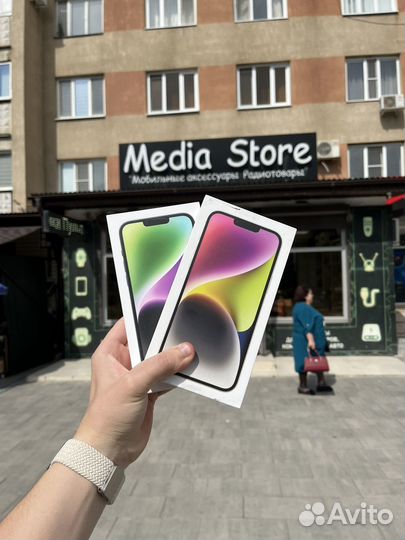 iPhone 14 Plus, 128 ГБ