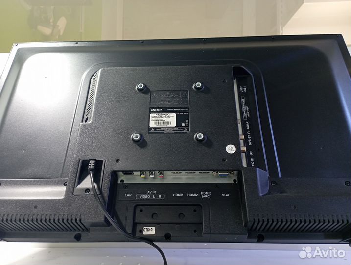 Телевизор dexp H32D8000Q б/у
