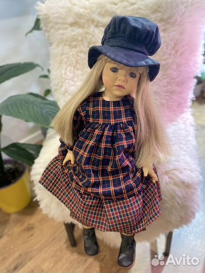 Коллекционная виниловая кукла Principessa Madeline