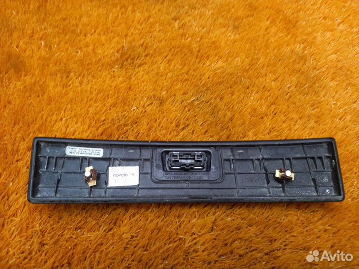 Накладка панели Bmw 7-Series E66/65 N62B48B 2005