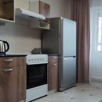 2-к. квартира, 60 м², 7/17 эт.