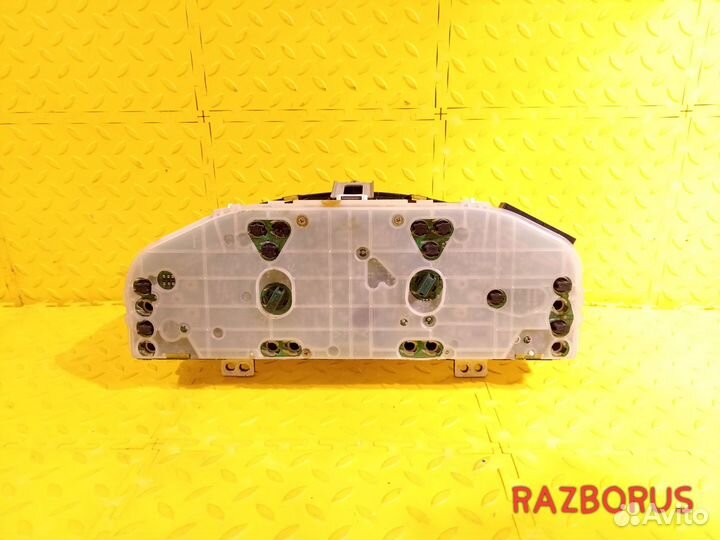 Панель приборов Mazda 323 / Protege BJ 1998-2004