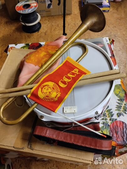 Барабан,Горн и Знамя