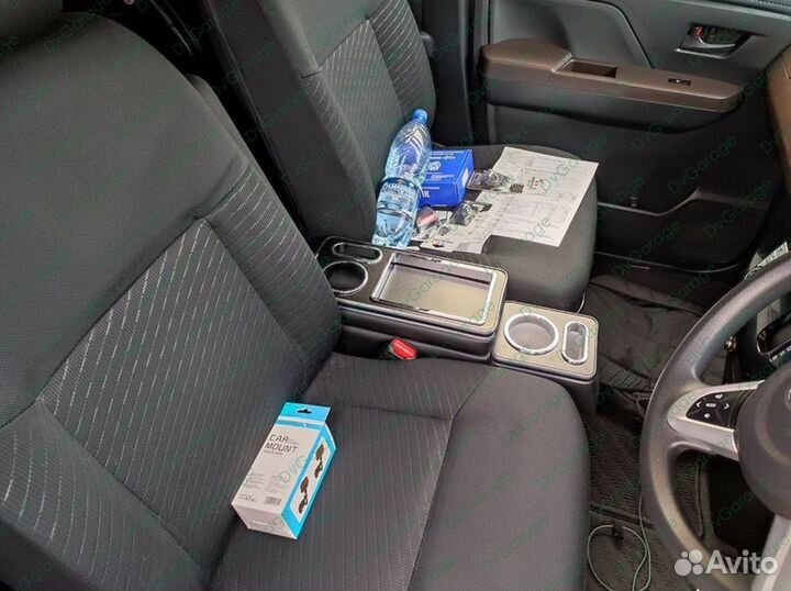 Консоль бардачок Toyota Tank Toyota Roomy