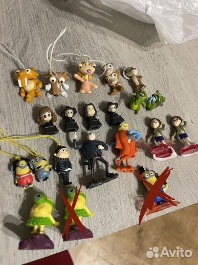 Игрушки из киндеров и гарри поттер лента