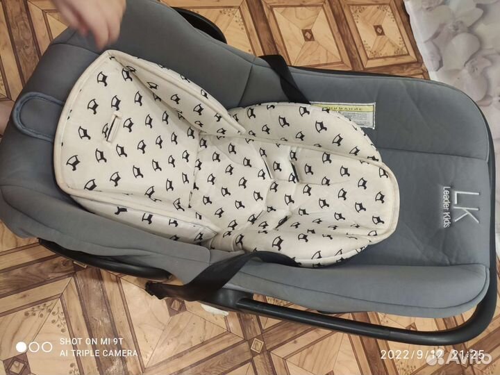 Продам автокресло