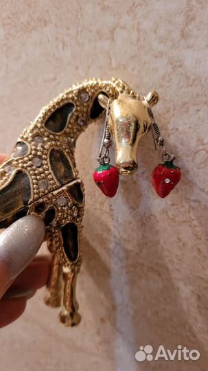 Серьги клубнички