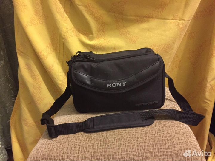 Видеокамера Sony DCR-HC22E