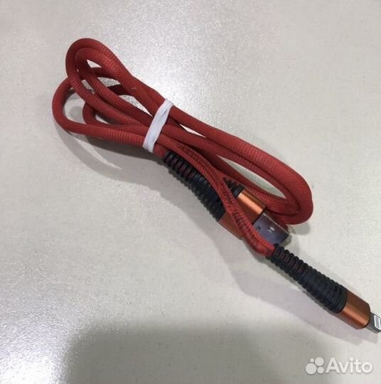 Бесплатные провода iPhone Lightning/Type-C