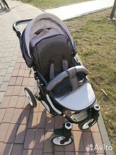 Детская коляска (всесезонная)