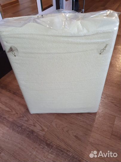 Простыня на резинке 180 на 200