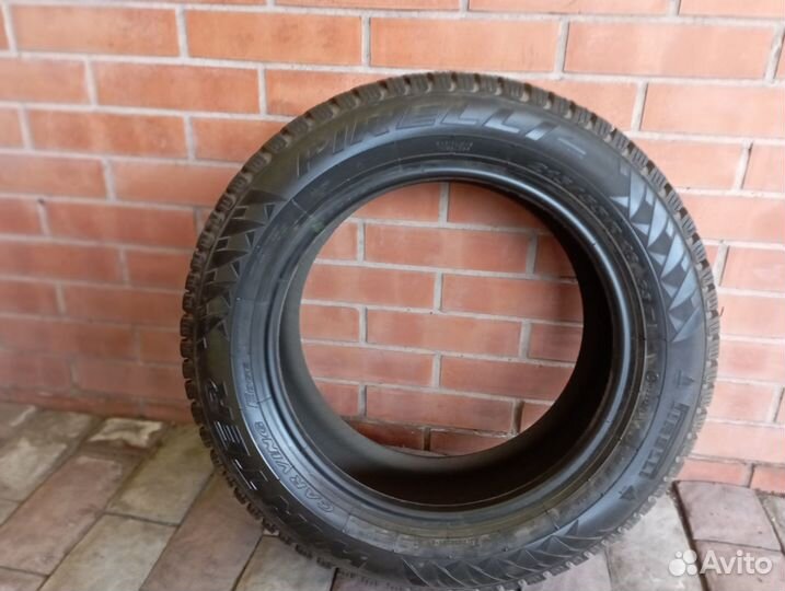 Pirelli Winter Carving Edge 215/55 R16
