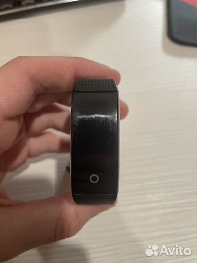 Фитнес браслет