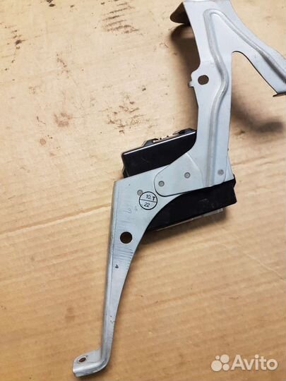 Блок управления ABS Lexus RX 300