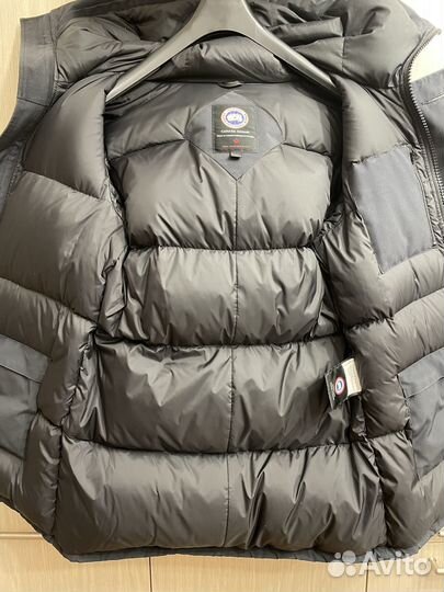 Пуховик Canada Goose мужской