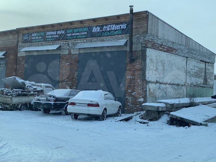 Гараж, > 30 м²