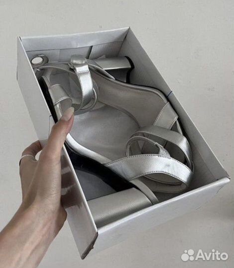 Босоножки 37-38