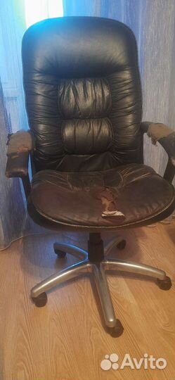 Офисное кресло руководителя бу кожаное