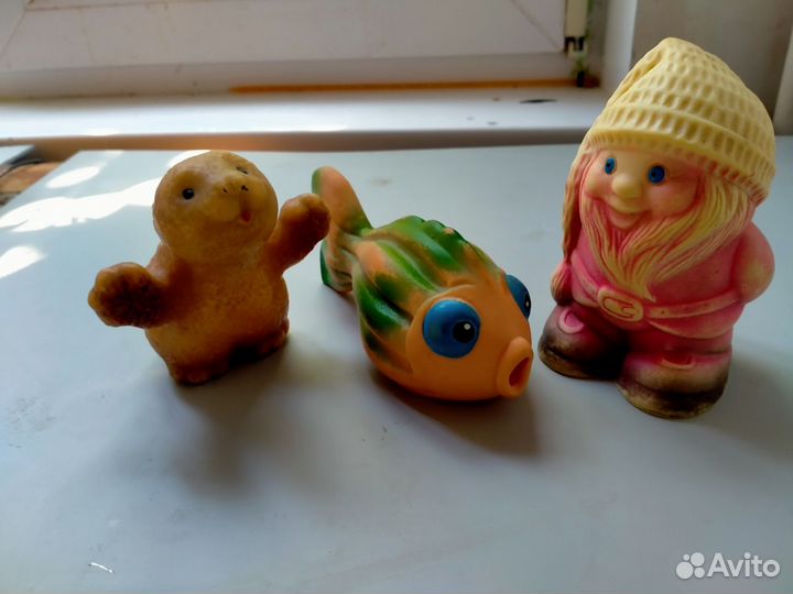 Игрушки резиновые