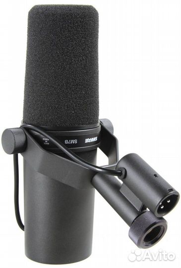 Динамический студийный микрофон Shure SM7B