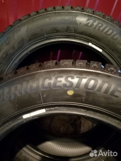 Bridgestone Ice Cruiser 7000S 185/60 R15