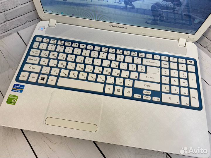 Игровой ноутбук PackardBell i5/8Gb/2видеокарты/SSD