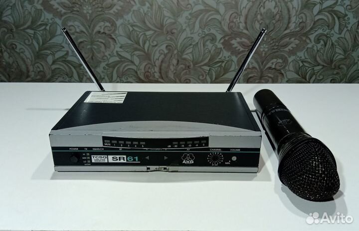 Радиомикрофон AKG SR61