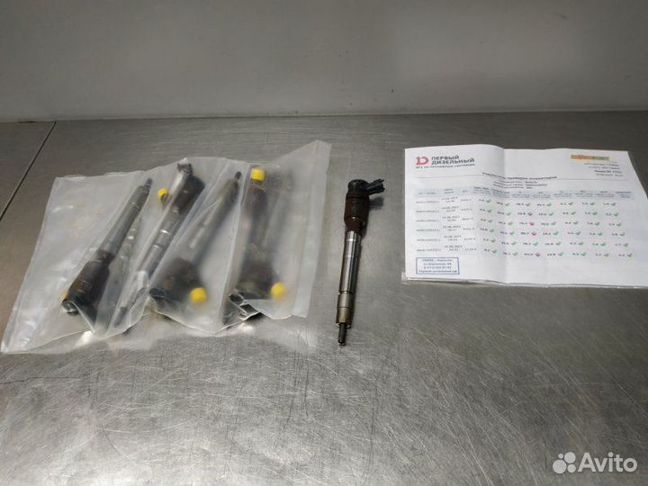 Форсунка топливная Jeep Grand Cherokee WK2