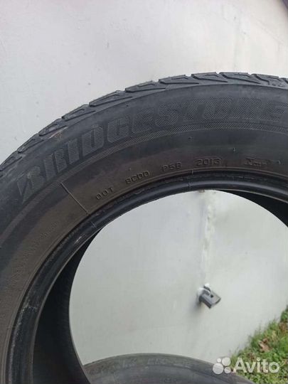 Bridgestone Blizzak Ice 235/60 R17