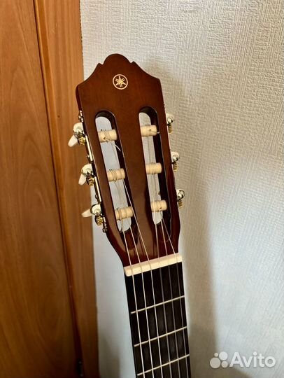 Гитара yamaha c40 оригинал как новая с чехлом