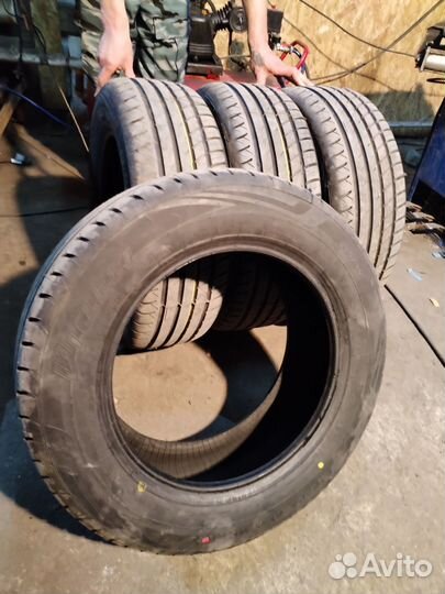 Strata Xeno X/P 215/60 R16