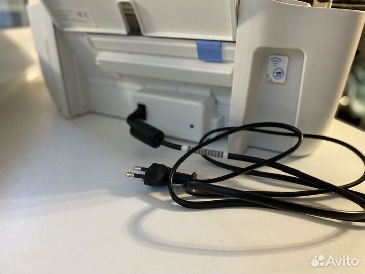 Мфу струйное HP DeskJet 2710e All-in-One