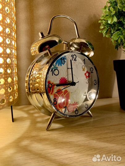 Часы настольные