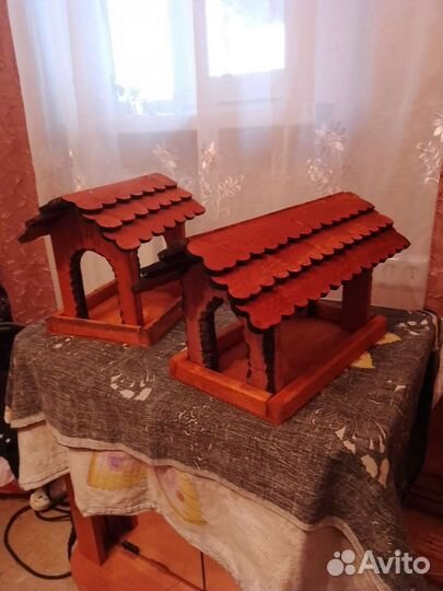Кормушка для птиц из дерева